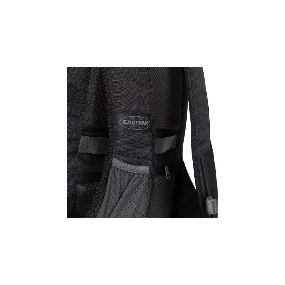 EASTPAK - OUT SAFEPACK