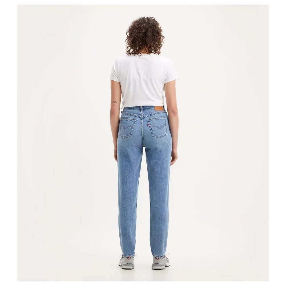 LEVIS - 80S MOM JEAN SO NEXT YEAR