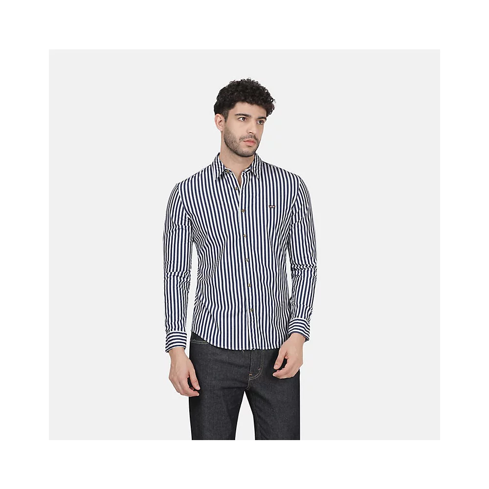 LEVIS - BATTERY HOUSEMARK SLIM FIT SHIRT