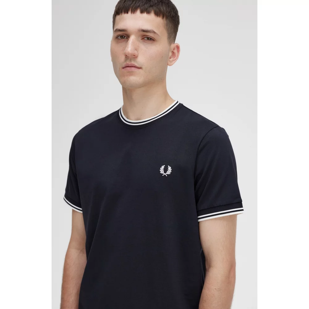 FRED PERRY - TWIN TIPPED T-SHIRT