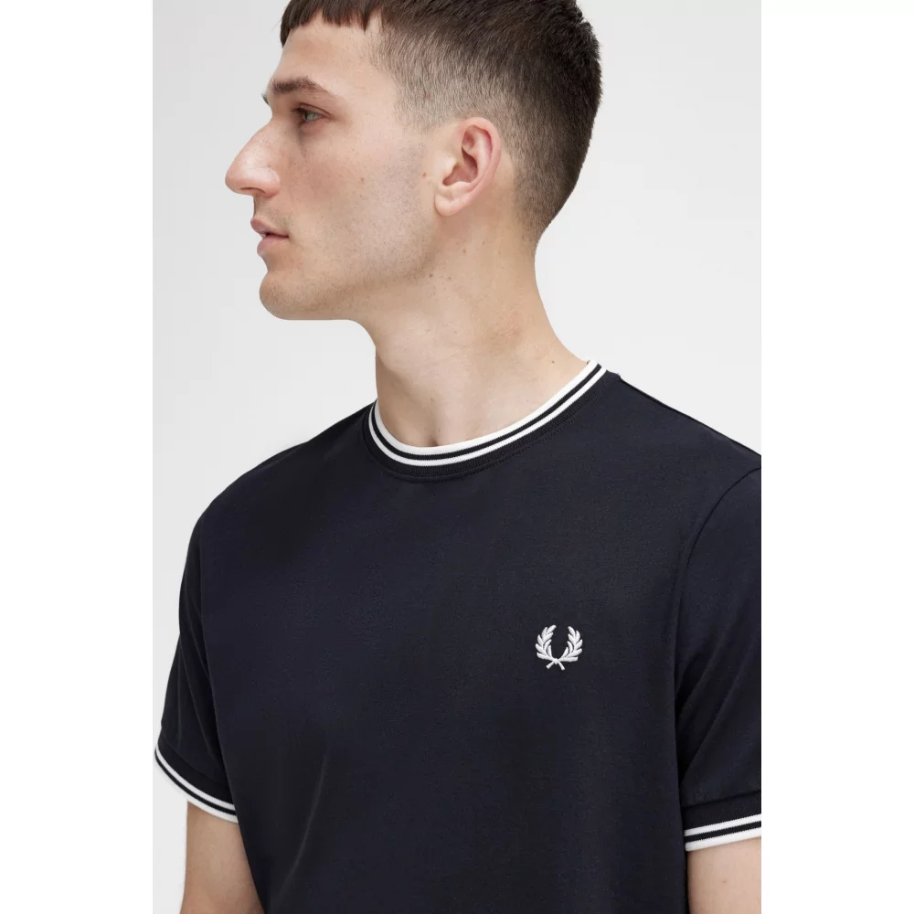 FRED PERRY - TWIN TIPPED T-SHIRT