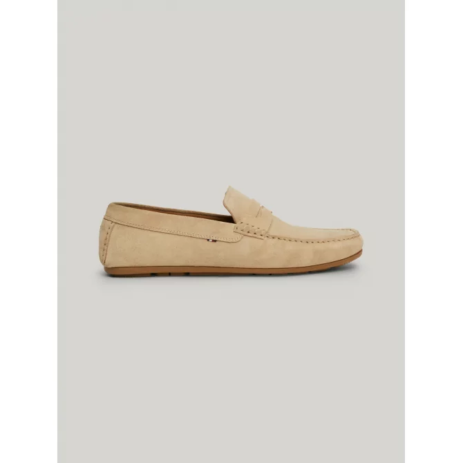 TOMMY HILFIGER - CASUAL HILFIGER SUED