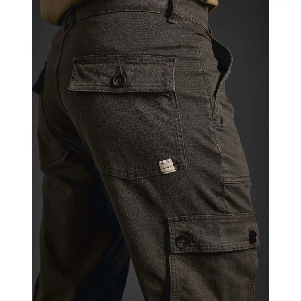 PULL IN - DENING CARGO SCAPE